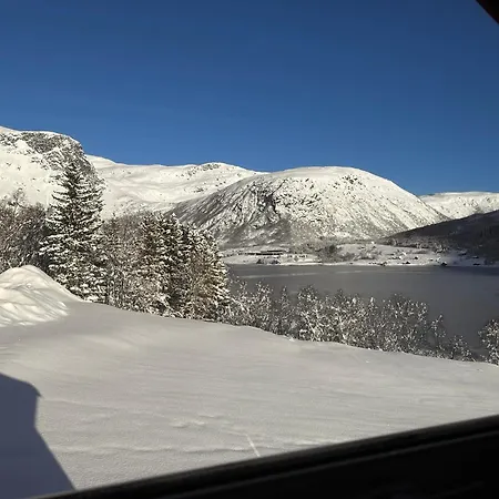 Feriehus Nesset I Fiskfjord