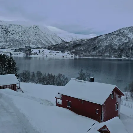 Feriehus Nesset I Fiskfjord Dragland