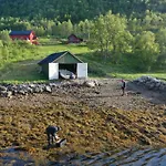 Nesset I Fiskfjord Vakantiehuis *