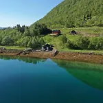 Nesset I Fiskfjord Vakantiehuis *