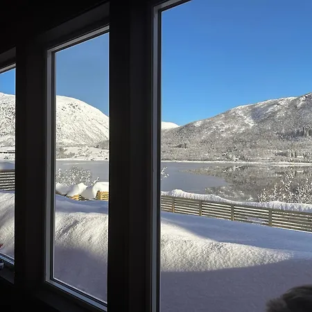 Nesset I Fiskfjord Vakantiehuis Dragland